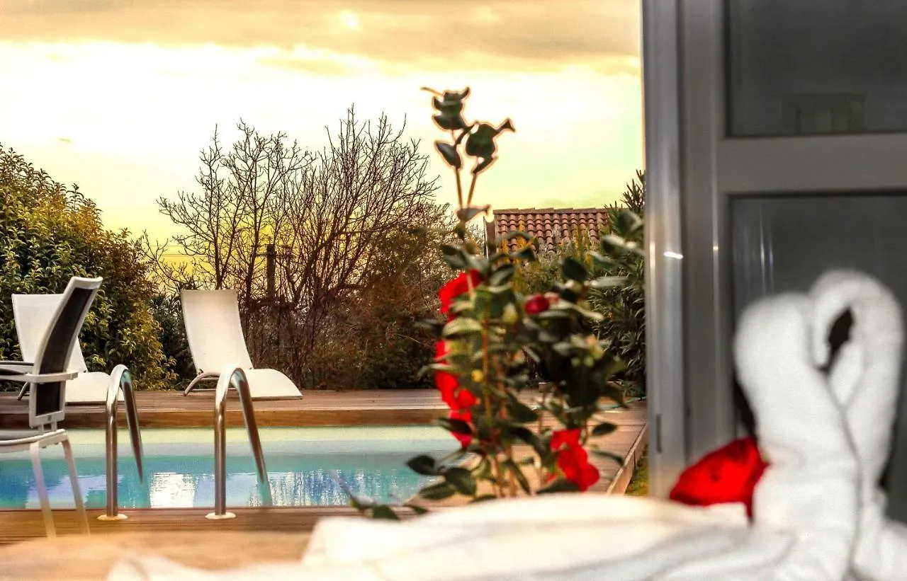 La Gemma Sul Lago Manerba del Garda Bed & Breakfast